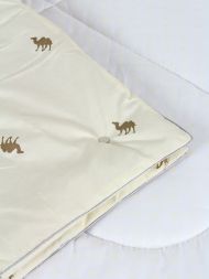 Одеяло миниевро (200х217) Medium Soft 4 сезона Camel Wool (верблюжья шерсть) арт. 224 (300 гр/м)