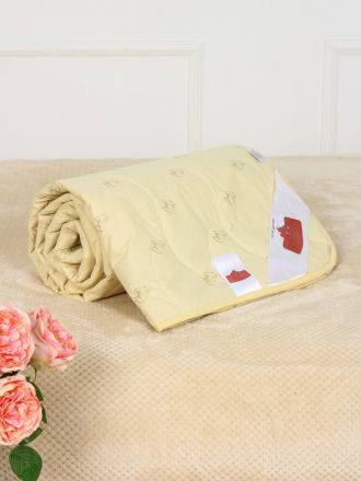 Одеяло миниевро (200х217) Premium Soft Летнее Merino Wool (овечья шерсть) арт. 133 (100 гр/м)