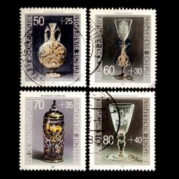 Набор благотворительных марок Античная стеклянная посуда, Германия, 1986 год (полный комплект)