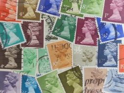 Набор различных марок, Великобритания, Елизавета 2 (25 шт.)
