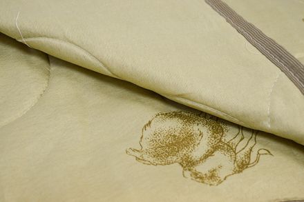 Одеяло миниевро (200х215) Верблюжья шерсть 300 гр/м ЭКОНОМ