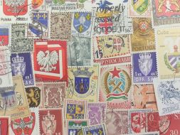 Набор различных марок, Гербы и эмблемы (50 шт.)